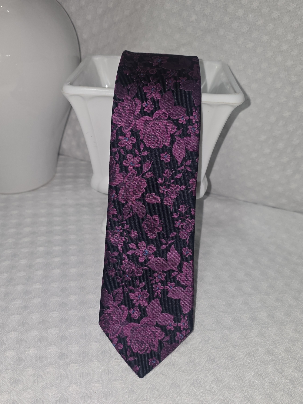 SPREZZA NEW YORK BLACK JACQUARD WOVEN TIE PURPLE MAGENTA ROSE MENS PREPPY CLASSY